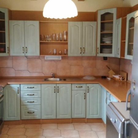 Hotel Carpatia Братислава Екстериор снимка