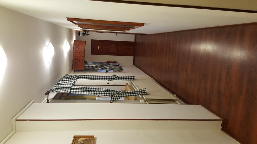 Hotel Carpatia Братислава Екстериор снимка